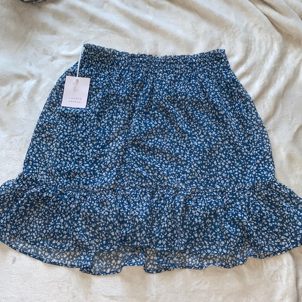 NWT Blue Floral Skirt